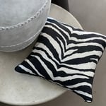 Zebra Cushion Cover 50x50 black  — kuva 3