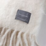 Kid Mohair Throw pure white Stackelbergs  — kuva 2