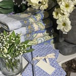 Dahlia Blue & Yellow -pöytäliina 170x350cm, Chamois — kuva 4