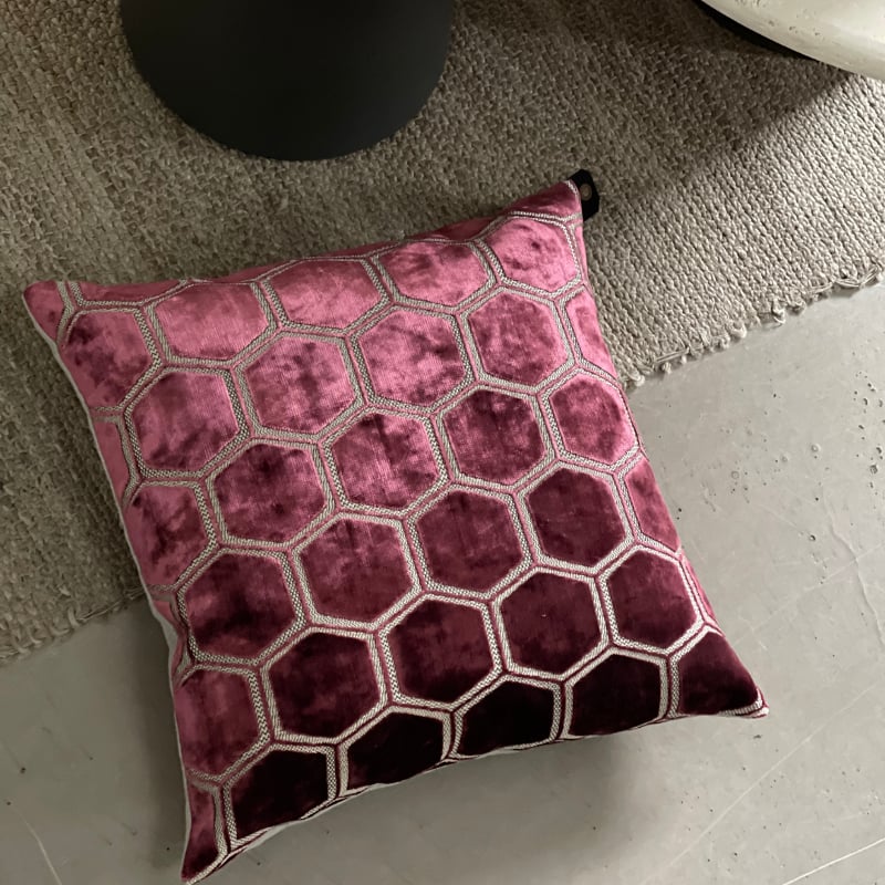 Manipur Cushion Cover 50x50 garnet