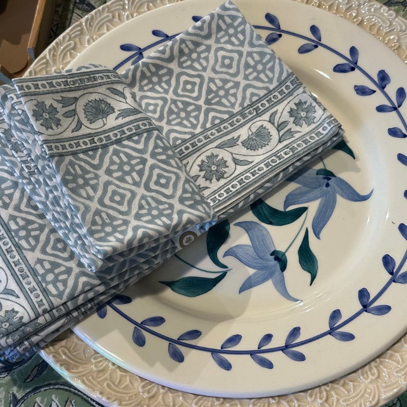Simmi dusty blue-lautasliinat, 4 kpl 50x50cm, Chamois — kuva 3