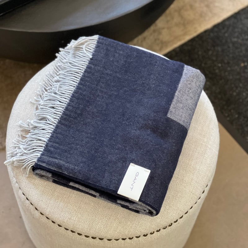Logo Throw evening blue Gant Home 