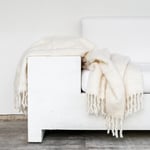 Kid Mohair Throw pure white Stackelbergs  — kuva 3