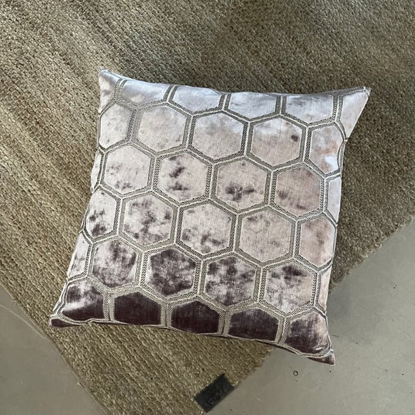 Manipur Cushion Cover 50x50 amethyst 