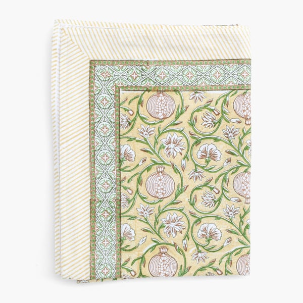 Tangier Pomegranate -pöytäliina 170x270cm, Chamois