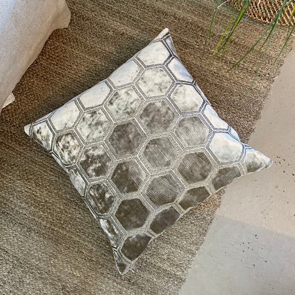 Manipur Cushion Cover 50x50 dove 