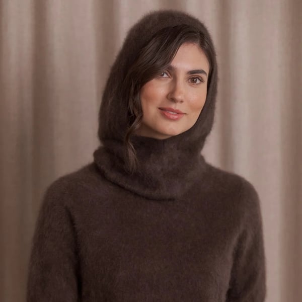 Cashmere Hood dark chocolate Original Story 