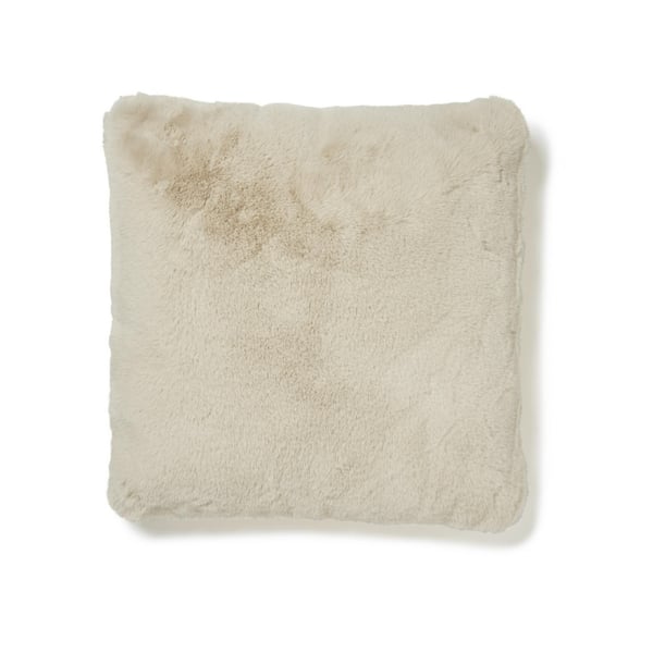 Fluffy Pillow Beige, 45X45 Skinnwille